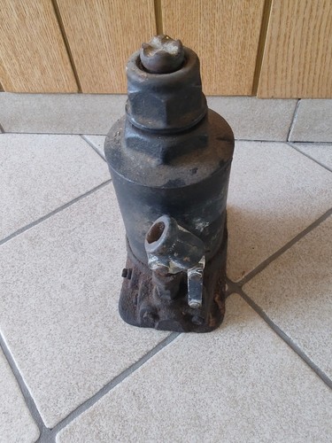 Alter antiker wagenheber - antiker,