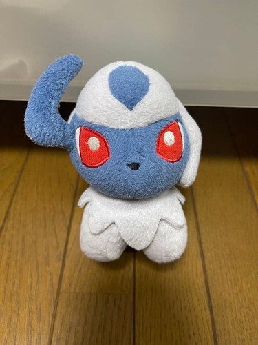 Pokemon center original - center, absol