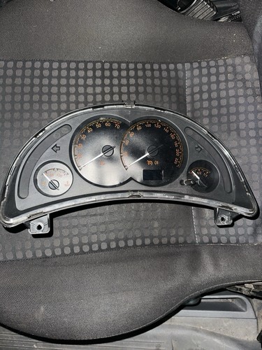 Tacho opel corsa - tacho, c