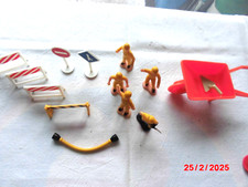 Baustellenzubehör Absperrungen Schilder Bauarbeiter Straßenbau