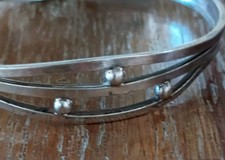 Armreif Silber 925 schöne Arbeit, ein Hingucker, signiert FS