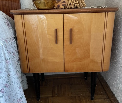 Antik nachtschränkchen ddr - nachtschränkchen,