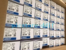 1pcs Brand New Omron E3Z-GP11B