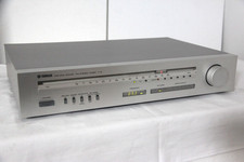 Yamaha T-9 FM Stereo Tuner for