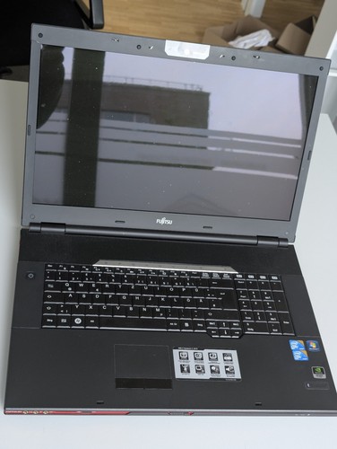 Fujitsu amilo xi3670 core - fujitsu,