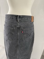 Levis ** Jeansrock ** 31 ** w. NEU ** schlitz ** schwarz ** stylisch ** lang **
