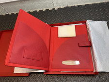 Ferrari roter Leder A4 Ordner, nagelneu in Box