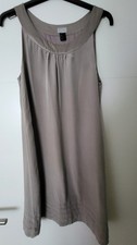 H&M Kleid Sommerkleid festliches Kleid nude Gr. 36 leicht glänzend Feier