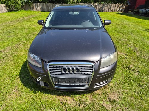 Audi front komplett lz7l - 8p,