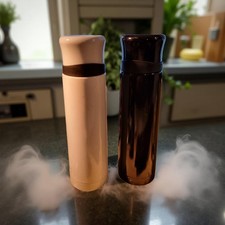 2x Wenco Isolierflasche Thermoskanne schwarz + weiß 0,7 L