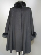 Martinique Schurwolle Poncho