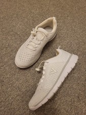 Slip On Sneaker weiß mit Glitzerfaden Größe 37 von Venice Deichmann