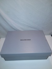 Leere Balenciaga Präsentationsschuh-/Geschenkbox + Taschentücher 41 cm x 28,5 cm x 15 cm