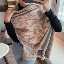 Designer cashmere scarf beige