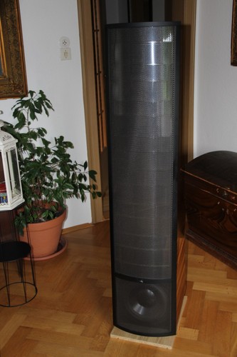 Martin logan montis - logan,