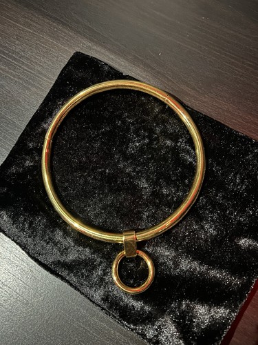 Halsreif ring der - der,