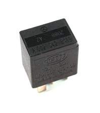 Mercedes-Benz Smart Relais A0025428419 4RA00781309