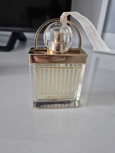 Chloe love story - story, eau