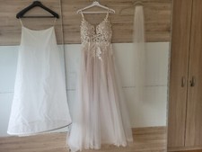 Hochzeitskleid❤️ mit Schleier und Reifrock