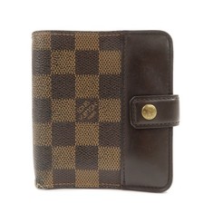 Louis Vuitton Damier Compact