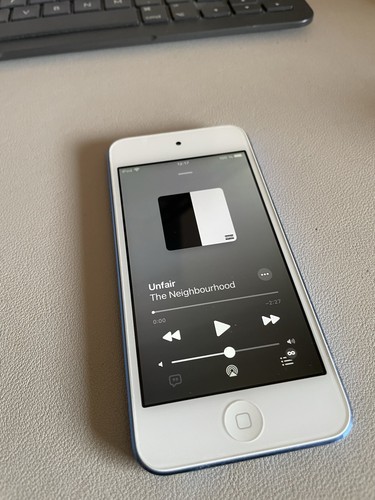 Apple ipod touch generation - 7.,