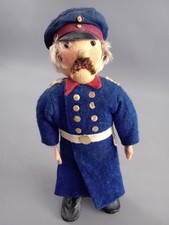 Alte DDR Kult Figur "Hauptmann