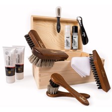 Schuhputzset gefüllt