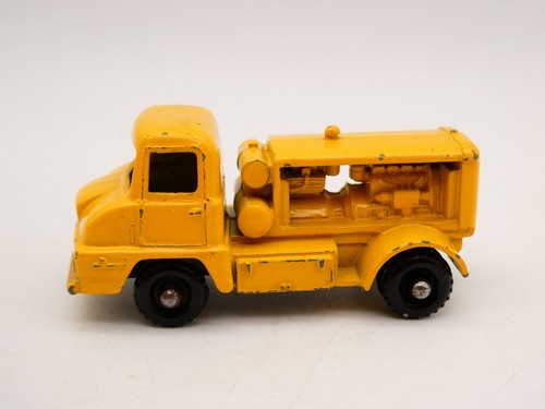 Matchbox regular wheels - matchbox,