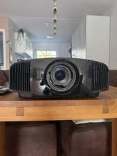 Sony VPL-VW360ES Projektor