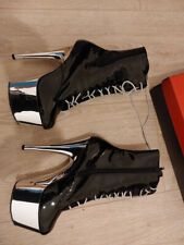 pleaser adore 1018 plateau