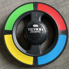 SIMON SWIPE ELECTRONIC HANDHELD GAME - HASBRO 2013 - getestet und funktionsfähig 