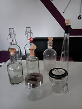 6 leere Flaschen mit Korken oder Bügelverschluß + 1 Glas Schraubverschluß