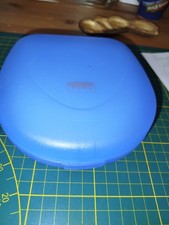 blaue CD Aufbewahrungsbox von  Hema ca. 14,5 x 14 x 3,5 cm