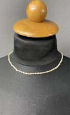 Zarte Echte Perlen Kette mit