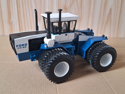 Ford ertl 1 32 - ford, 1:32