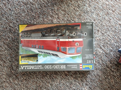 Revell 130 230 ludmilla - /, 230"ludmilla"