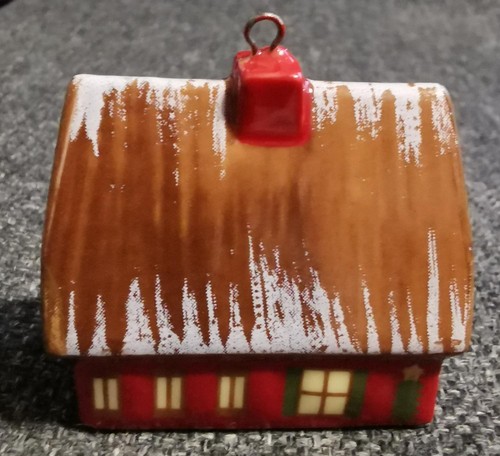 Villeroy boch ornament - &,