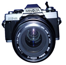 Minolta XG-M SLR-Kamera Spiegelreflex Zoom-Objektiv Sigma f= 70-210mm, 1:4-5,6