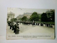 Paris. Avenue du Bois - de - Boulogne. Depart du President de la Republique aux 