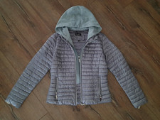 Silberfarbene leichte Steppjacke in Größe S - abnehmbare Kapuze mit Innenteil