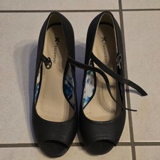 Peeptoe-Sandale, Größe 38