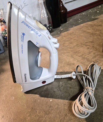 Rowenta iron dm273 - iron, powerglide