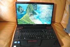 Toshiba Gamer Qosmio X500-13R 8 GB Ram HDD 2X500 GB = 1TB Windows 11 Home