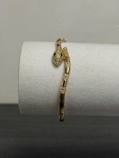 Eleganter Armreif mit