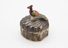 Alte Pillendose im Art Déco Stil mit Pfau vermutlich versilbert ohne Marke