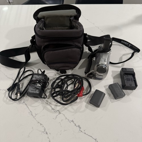 Canon ntsc zr60 digital video - canon,