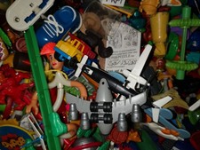 90er Jahre  Ü Ei Spielzeug/Konvolut (Kinder aus dem Haus)