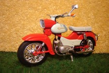 1:24 Simson Star Rot Weiss