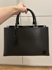 Louis Vuitton Tasche Schwarz