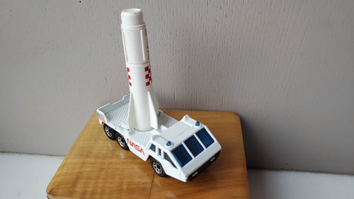 Matchbox transporter vehicle - transporter,